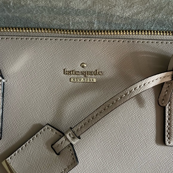 Purse - Picture 2 of 3